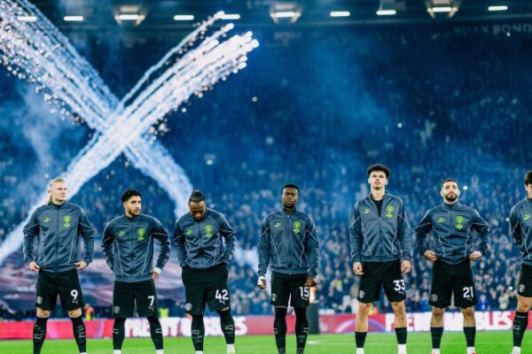 Guardiola në tribunë, supergoli i Bernardo Silva nuk mjafton. “Paqe” në Londër për pjesën e parë (video)