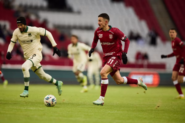 Debutim përrallor i Gripshit te Rubini