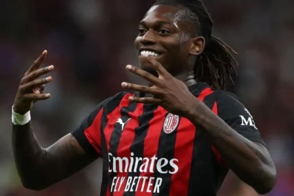 Leao drejt largimit, Milani gjen zëvendësuesin e tij në Bundesliga