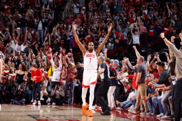 NBA/ Kevin Durant në histori, kalon për pikë të shënuara Michael Jordan