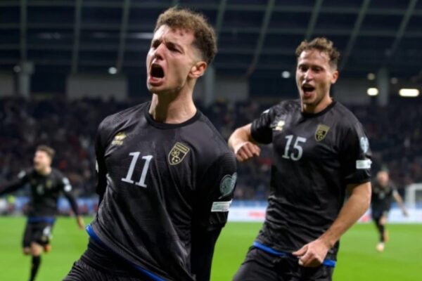 Me mendjen te bileta për në Botëror, por edhe te Barcelona. Zbulohet oferta e parë e katalanasve për sulmuesin dardan