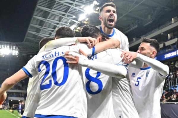 Kosova shkruan historinë. Fitore spektakolare në Bratislavë dhe tani është vetëm 90 minuta larg Botërorit (video)