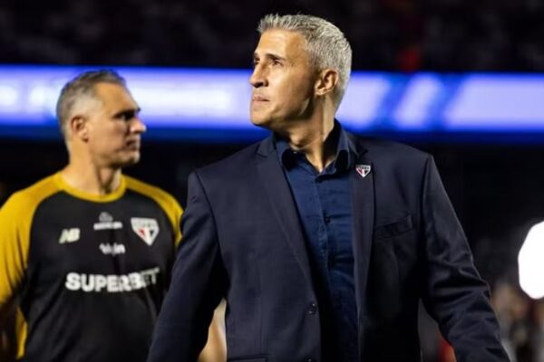 Pak stërvitje dhe shumë ditë pushim! Trajneri Hernan Crespo shkarkohet nga San Paolo