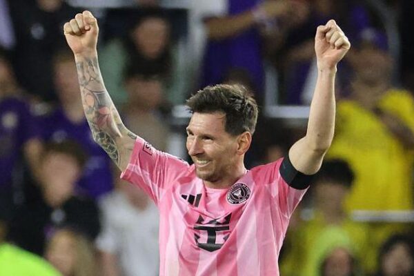 Lionel Messi shënon golin e 900-të në karrierë, 21 vite pas të parit me Barcelonën