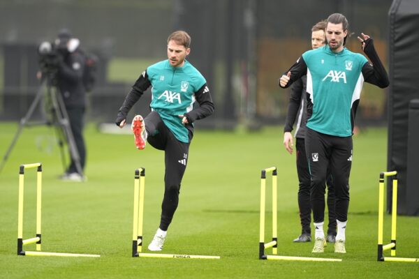 Liverpool me dy mungesa sot në Stamboll, trajneri rikuperon mesfushorin argjentinas