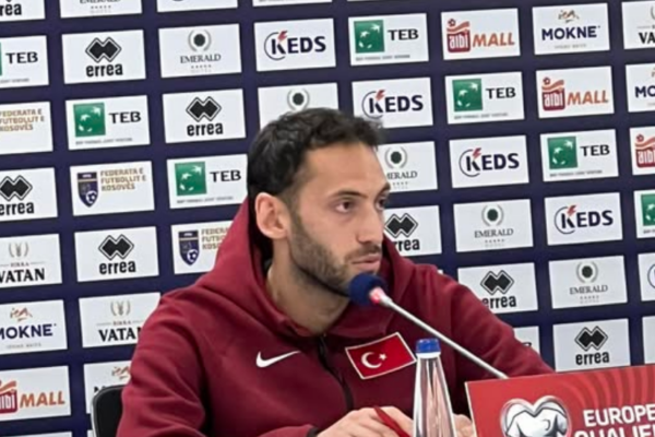 Hakan Calhanoglu para ndeshjes me Kosovën: Kam shumë shokë shqiptarë, i di disa fjalë shqip