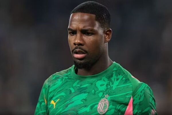 Mike Maignan premton besnikëri: Milanist i përjetshëm, shiriti i kapitenit është krenari