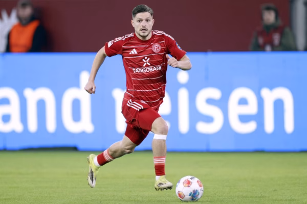 Fortuna Düsseldorfi lufton për ta mbajtur Florent Muslijan