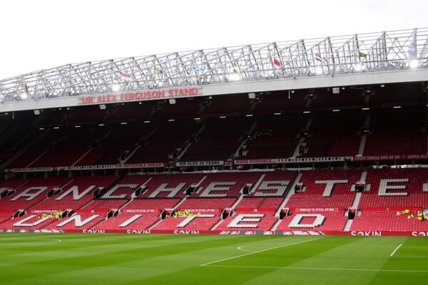 Manchester United shënjestron mbrojtësin 23-vjeçar brazilian që po shkëlqen në Premier League
