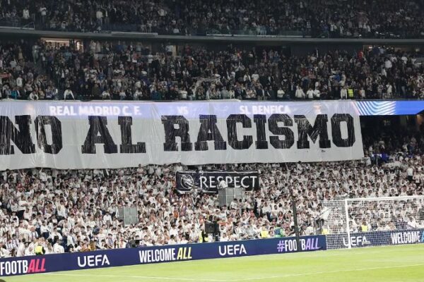 UEFA gjobit Realin për përshëndetjen naziste të një tifozi, mbyll një pjesë të stadiumit