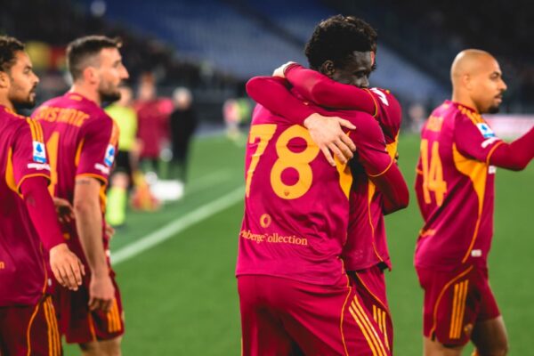 Roma rigjen fitoren në Serie A, tregohet cinike ndaj Lecce-s dhe në fund del me 3 pikë (video)