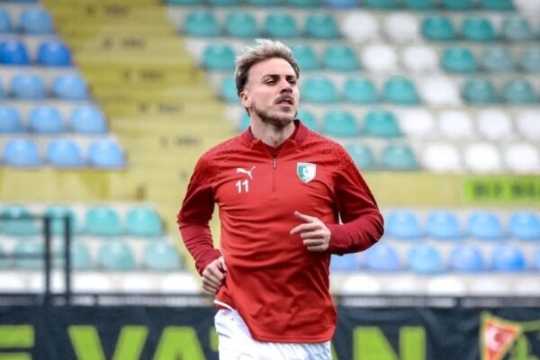 Taulant Seferi shënon gol në Turqi  