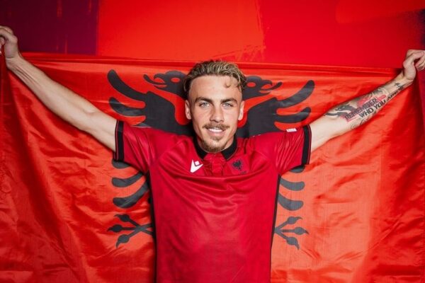 Taulant Seferi shënon në Turqi, sulmuesi kuqezi në top formë para Polonisë