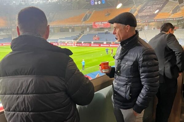 Silvinjo dhe stafi i tij ndjekin nga afër Muçin dhe kuqezinjtë e tjerë të Turqisë