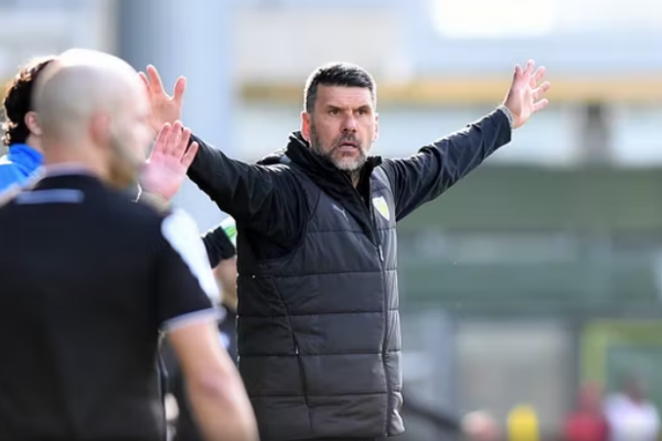 U përplas fizikisht me presidentin, klubi portugez shkarkon trajnerin