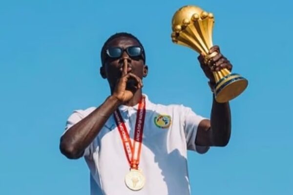 Kupa e Kombeve të Afrikës 2026/ Senegali refuzon të kthejë trofeun e fituar në fushë