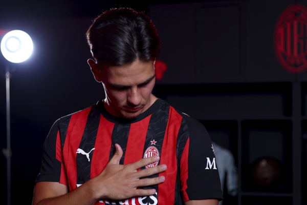 Ardon Jashari i Pazëvendësueshëm për të ardhmen e Milanit sipas Massimiliano Allegrit