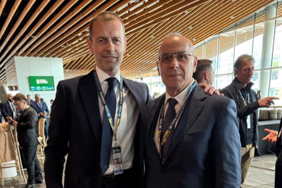 Agim Ademi takon “shefin” e futbollit, flasin për zhvillimin e futbollit në Kosovë