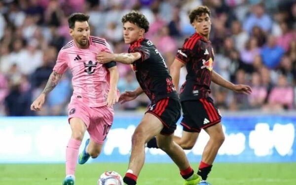 Talenti 17 vjeçar shqiptar shënon përballë Messit dhe i heq fitoren Interi Miamit