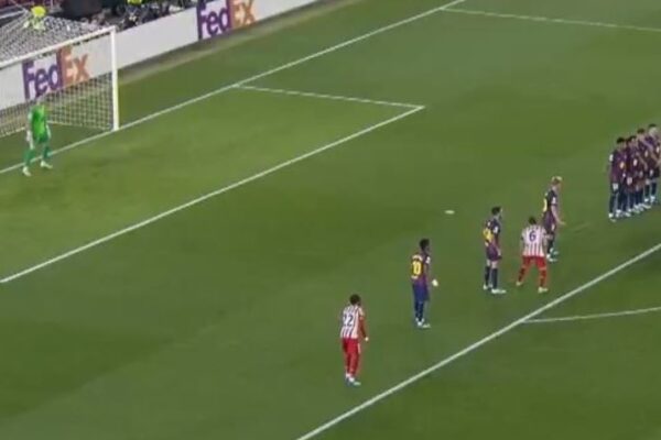 ‘Wow’ çfarë goli, Julian Alvarez realizon nga gjuajtja e lirë