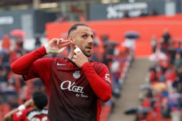 Menaxheri komenton të ardhmen e yllit të Kosovës: Ka interesim për Vedat Muriqin