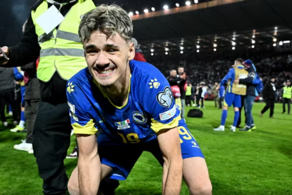 Eliminoi Italinë nga Botërori, e “shënjestron” Milani. Igli Tare hidhet në sulm për talentin boshnjak