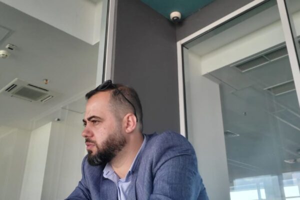 “Disa festojnë para kohe”, presidenti i Vllaznisë reagon pas humbjes në Elbasan