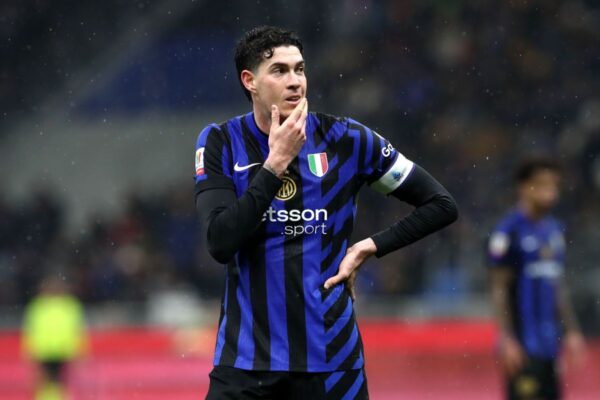 Barcelona i vendos ultimatum Interit për Bastonin