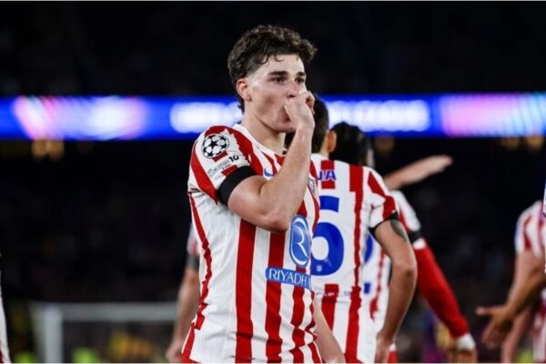 Barcelona i ofron tre lojtarë Atletico Madridit për të ulur çmimin e Alvarez