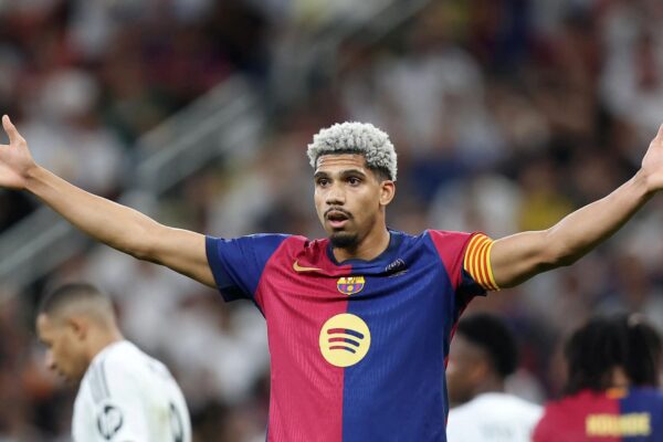 Araujo nuk pret fundin e sezonit, vendos që tani të ardhmen e tij. I ka shpresat te Botërori…