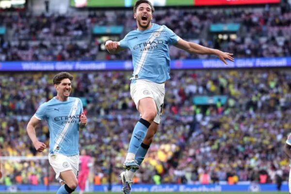 Man. City pëson të dridhura por përmbys shpejt Southampton dhe shkon në finalen e FA Cup (video)