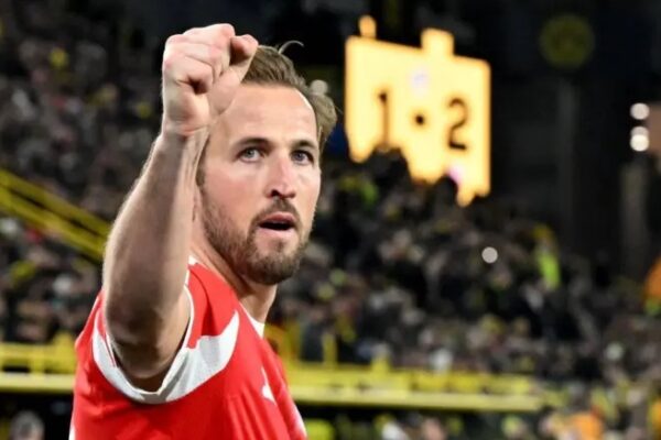 Kane, për rokadën e “Këpucës së Artë” me Mbappe. Në “Bernabéu” i pranishëm, “madje edhe me karrocë…”