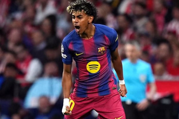 Barcelona në avantazh ndaj Atleticos pas pjesës së parë