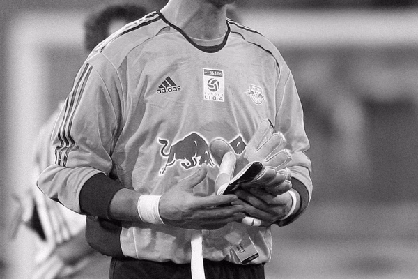 Vdiq Alex Manninger, ish-portier i Austrisë