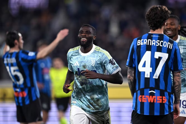 Juve “pushton” shtëpinë e Atalantës dhe vendin e katërt