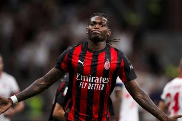 “Moda dhe muzika, prioriteti i tij nuk është më futbolli” – legjenda italiane kritikon Leaon