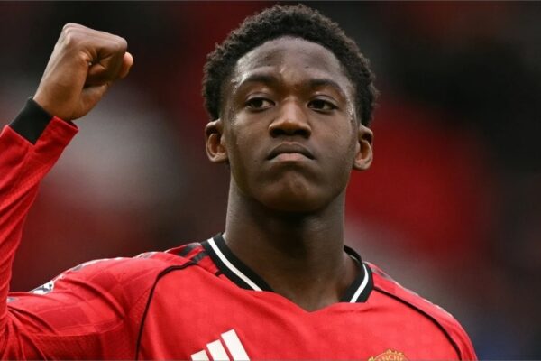 Kobbie Mainoo shpërblehet nga Man United, i rritet rroga për 650 për qind me kontratën e re