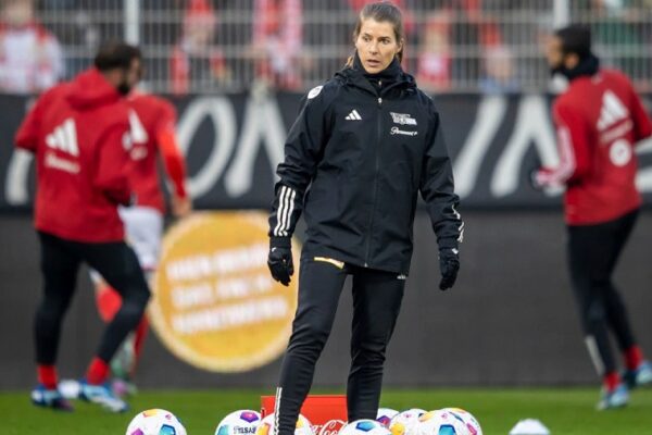 Fyerje sek*iste ndaj trajneres së ekipit të Bundesliga, reagon klubi: Kjo është çmenduri