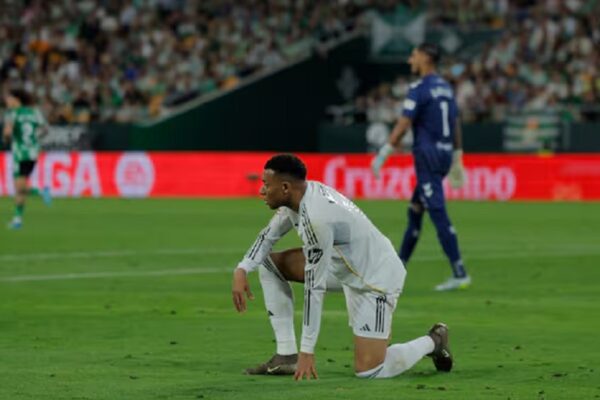 Tjetër dëmtim për francezin, Mbappé në dyshim serioz për “El Clásico” e 10 majit