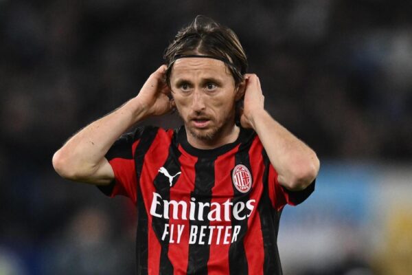 Rakitic për të ardhmen e Modric: Shpresoj të vazhdojë edhe 2-3 vite, te Milani janë kushtet