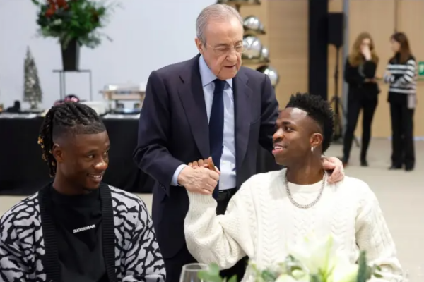 Perez “ngel në klasë” Alonso dhe Arbeloa, pastaj flet qartë: Vinicius ma lini mua…