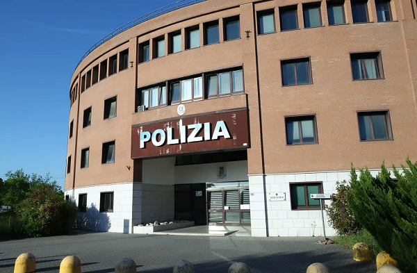 Sulmoi një futbollist 14-vjeçar që ishte kundërshtar i djalit të tij, shqiptari pezullohet me 5 vite në Itali