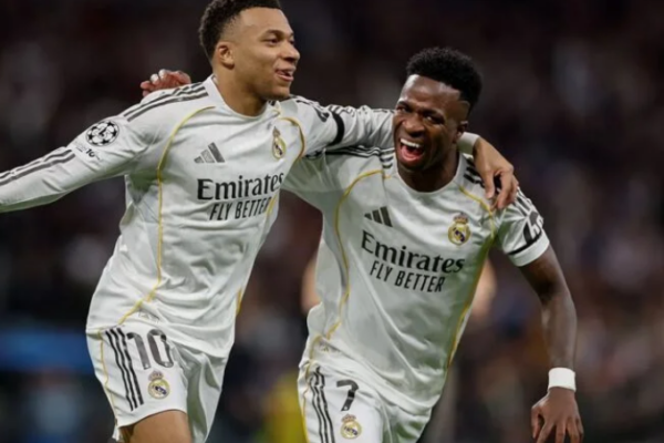 Real Madridi publikon formacionin zyrtar për ndeshjen ndaj Bayern Munich