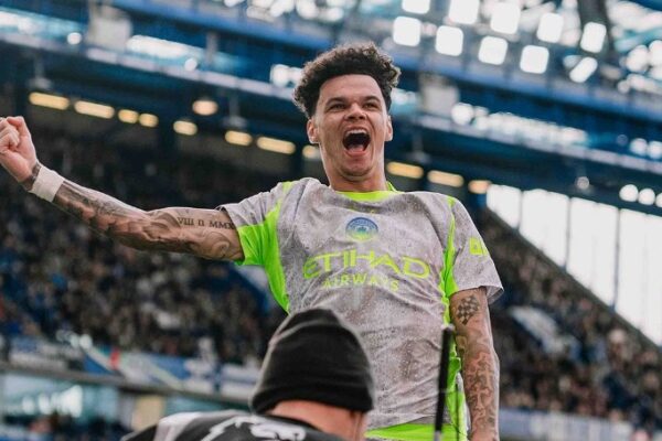 Man. City me fitore të madhe në “Stamford Bridge”. Fundoset Chelsea, dridhet Arsenal (video)