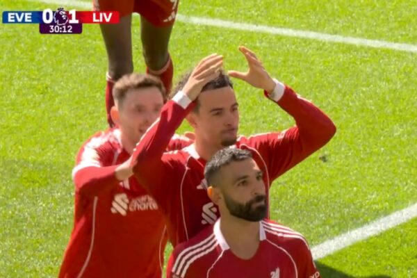 Pjesa e parë mbyllet me një gol në derbin e Merseyside. Shënon fillimisht Everton, por feston Liverpool (video)