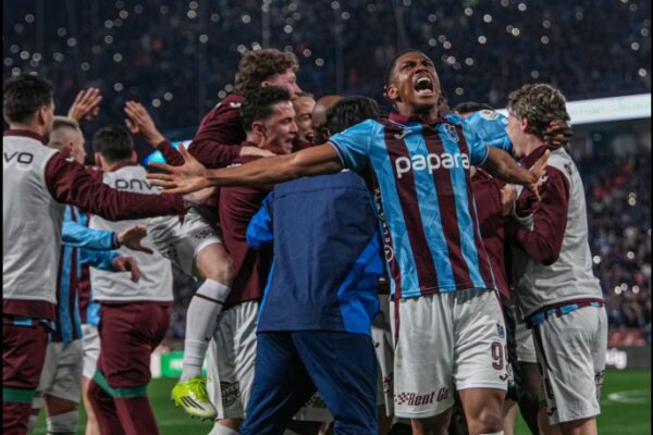 Mungon Muçi, por Trabzonspor fiton supersfidën ndaj Galatasaray-it dhe futet në garë për titullin (video)