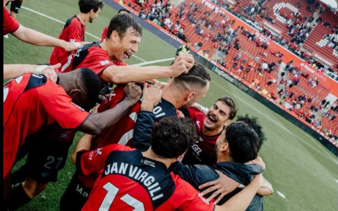 “Muriqi për Topin e Artë”, festë e madhe te Mallorca pas fitores dhe dopietës së sulmuesit dardan (video)