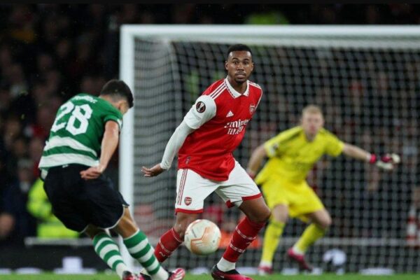 Arsenal për të bërë detyrën, Sporting për të bërë surprizën. Formacionet zyrtare