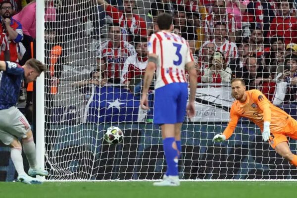Vendosin penalltitë, Atletico Madrid dhe Arsenal bëjnë “paqe” në gjysmëfinalen e parë (video)