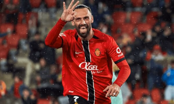 La Liga ia uron ditëlindjen Vedat Muriqit